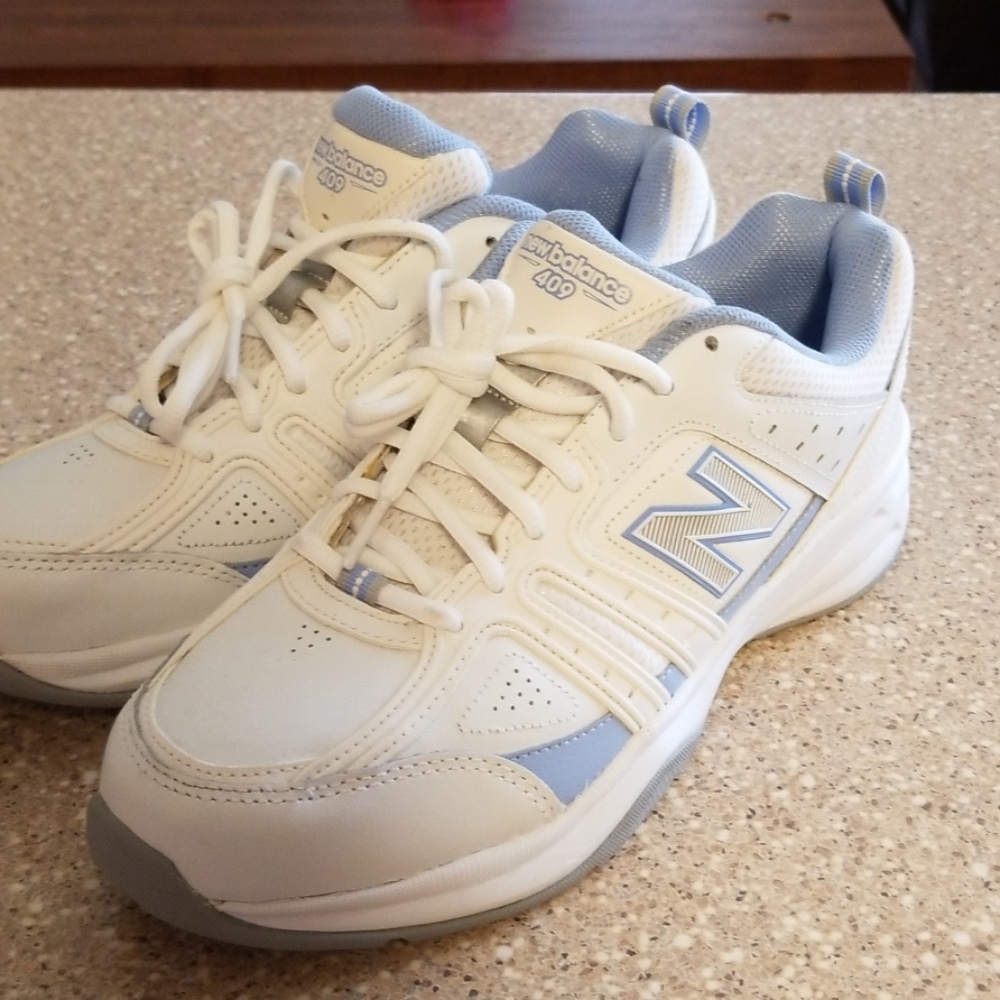 New Balance 409 NWOT ladies size 10